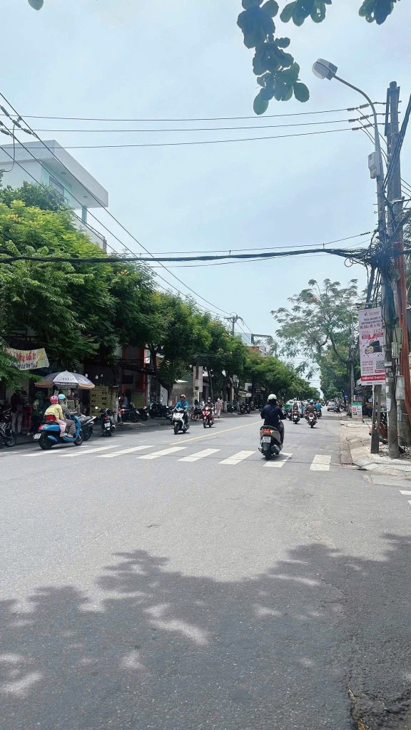Bán đất 133,2m2 ngang 11m gần Biển Mỹ Khê - Giá 9ty480 TL
