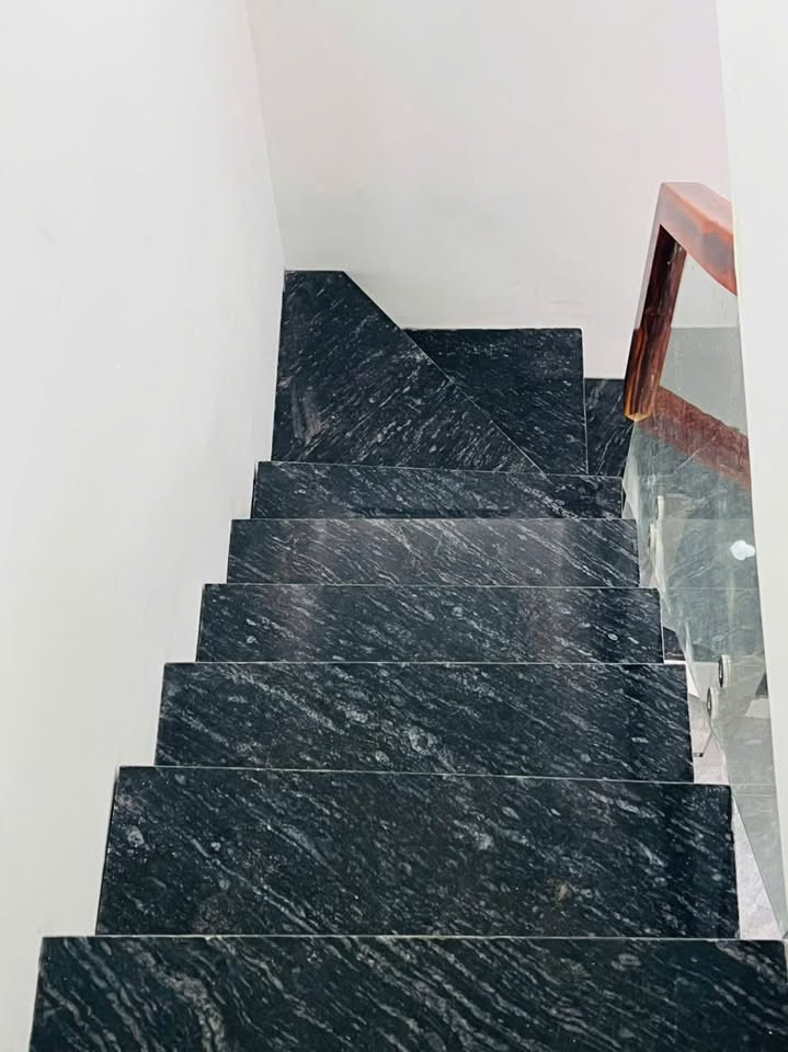 BÁN NHÀ PHAN CHU TRINH - HV CÁN BỘ- HXH - 42M2 (3.95X10) - 2 TẦNG - 3 PN - SỔ VUÔNG - GIÁ CHỈ 4.7 TỶ