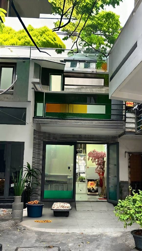Phan đăng lưu 3 tầng, gần mặt tiền sổ hồng riêng