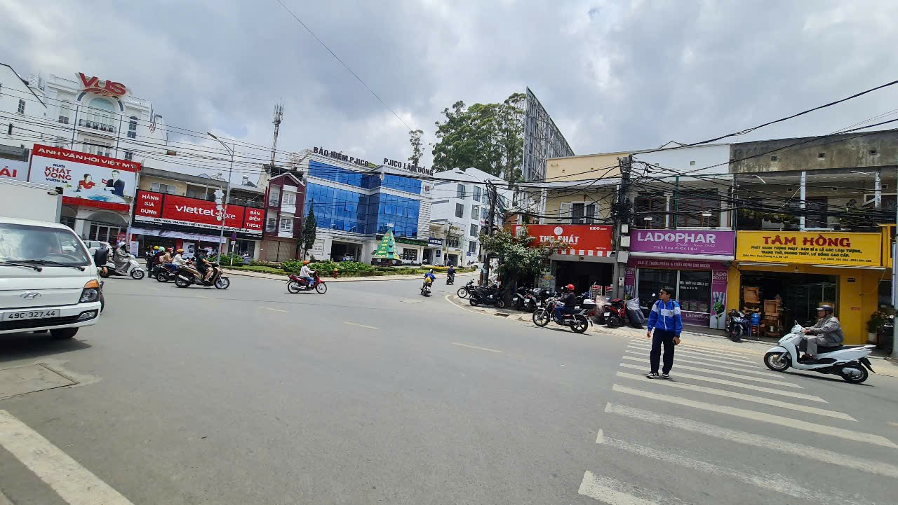 Bán nhà Phan Đình Phùng, Ngay công an phường 2 ,đà lạt