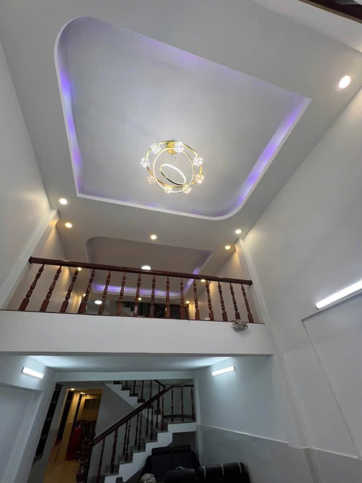 Chính chủ gửi bán Căn Nhà 2 mặt tiền hẻm nhựa ô tô đường Phan Đình Phùng trung tâm Phường 2, Đà Lạt