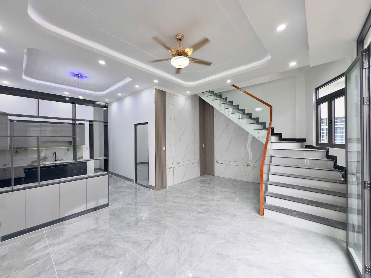 Bán Nhà Mới Xây Trung Tâm Biên Hoà, hoàn công , Thổ cư, Chỉ 2Tỷ9