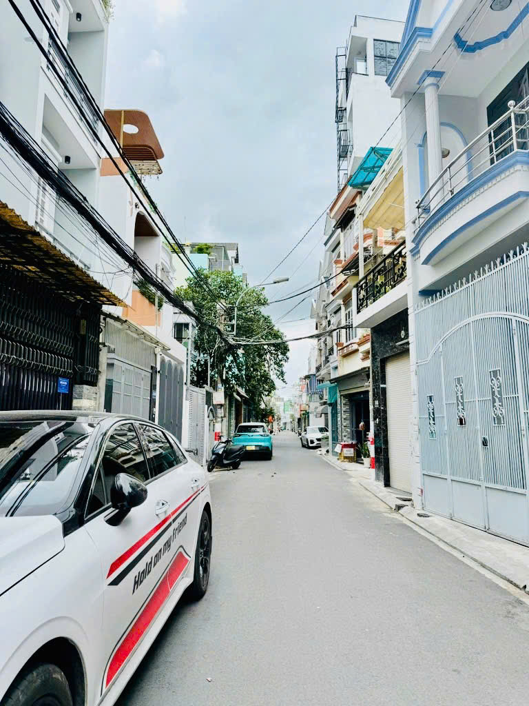 TÂN BÌNH - 100m2 -  HẺM XE TẢI  - Phan Huy Ích - Giá 7 tỷ.