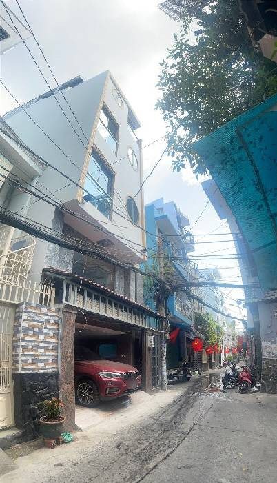 Bán căn hộ dịch vụ ohus nhuận 6 tầng , thang máy, gần ohan xích long