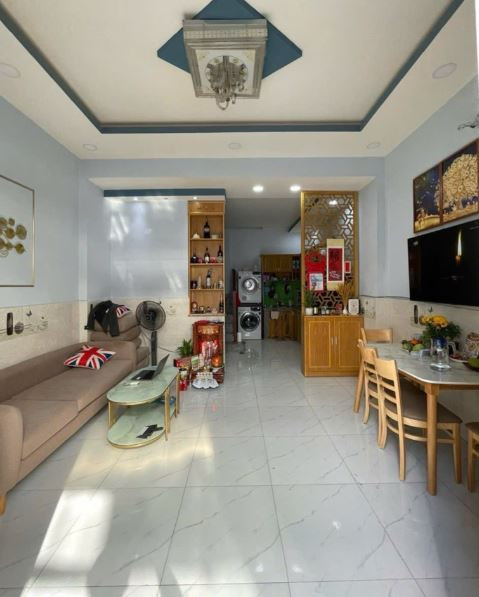 KHU VIP VƯỜN LÀI - PHAN THỊ HÀNH - PHÚ THỌ HOÀ - NHÀ 2 TẦNG MỚI ĐẸP - 31M2 - NGANG LỚN HƠN 4M - SỔ VUÔNG VỨC HOÀN CÔNG ĐỦ - SÁT MẶT TIỀN ĐƯỜNG LỚN - ĐỦ CÔNG NĂNG - GIÁ CHỈ NHỈNH 4 TỶ