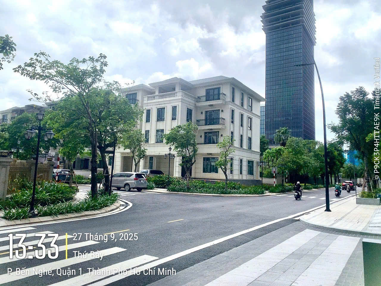 Biệt thự góc Victoria Vinhomes Golden River 325m²(15x22.5m) 5 tầng, 790m², 390 tỷ, trung tâm Q1