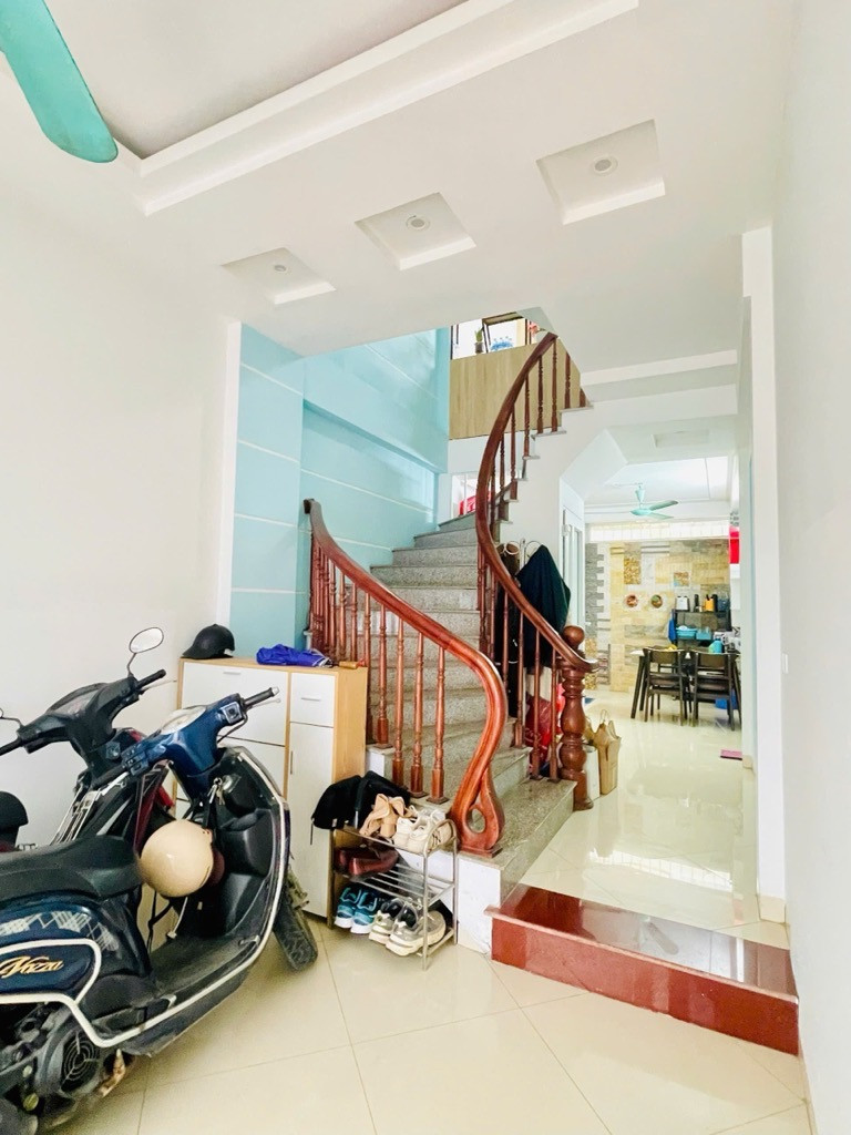 BÁN NHÀ TẢ THANH OAI, THANH TRÌ, 20M RA Ô TÔ, TRƯỚC NHÀ THOÁNG SÁNG, 34M2, 5.5 TỶ