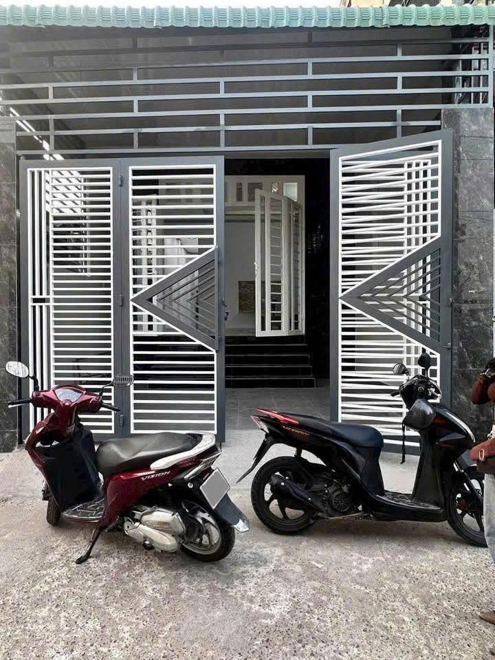 Bán Căn Nhà Đang Cho Thuê o Phan Văn Đối Hóc môn  Sổ hồng riêng 84m2 bao Phí