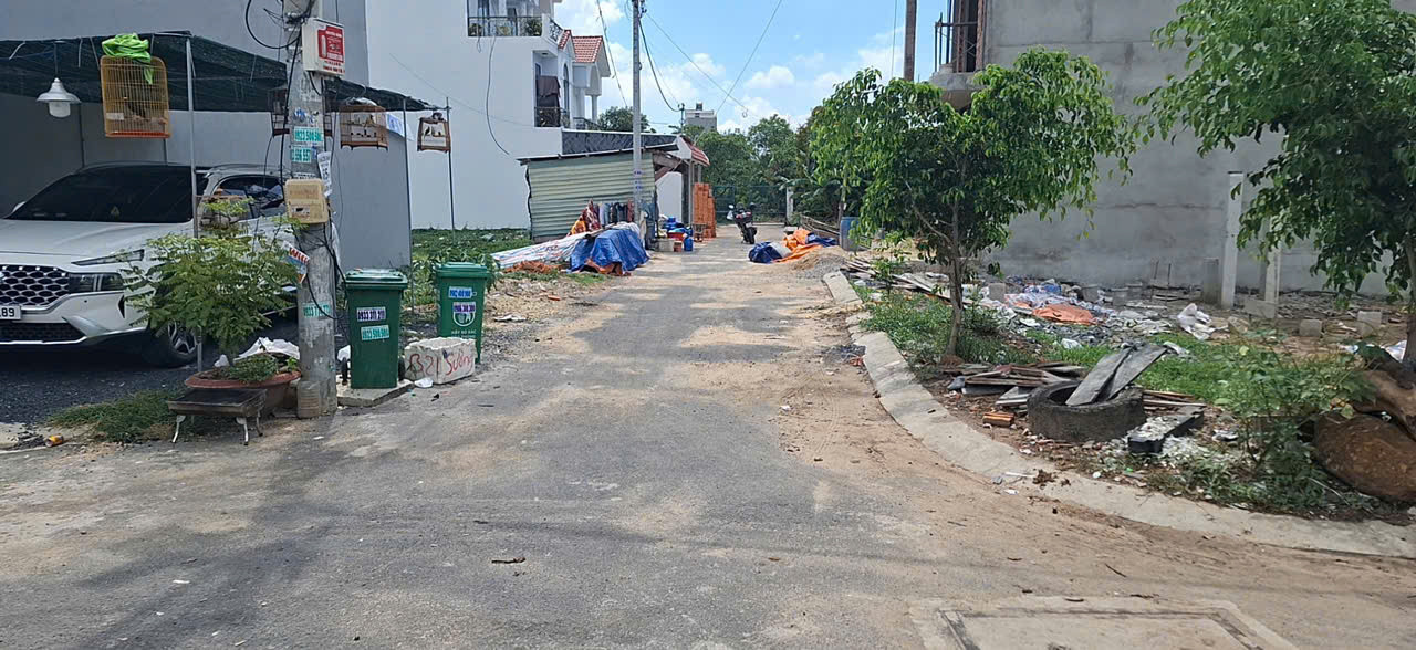 NGỘP QUÁ NGỘP, bán lô đất 2 sẹc ngắn đường Phan Văn Hớn DT 125m2, xã Bà Điểm, huyện Hóc Môn,