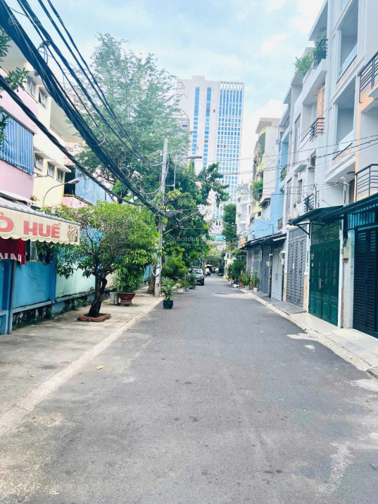 Ngang khủng 6m - đường 10m cách MT Phạm Văn Đồng 30m - 3 tầng BTCT 85m2 - khu đồng bộ - 10.9 tỷ TL