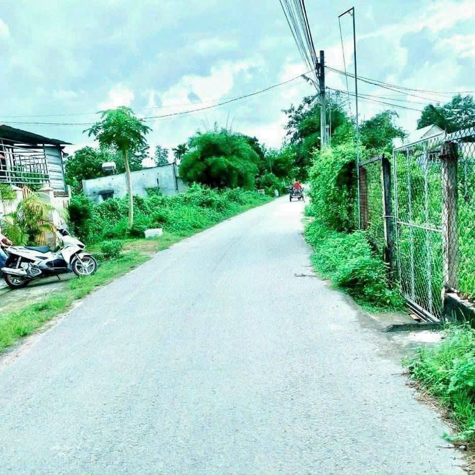 Đất Mặt tiền đường Phi Trường xã Tân Bình Vĩnh Cửu gần ngã 3 bình ý đường 768