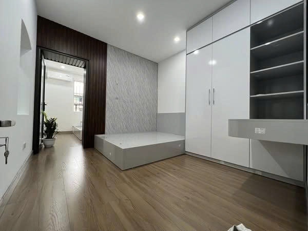 🏡 BÁN NHÀ TẬP THỂ MẶT PHỐ 8/3 – CĂN ĐẸP, VỊ TRÍ ĐẮC ĐỊA – CHỈ VIỆC XÁCH VALI VỀ Ở. DIỆN TÍCH 60M2 2.86 TỶ