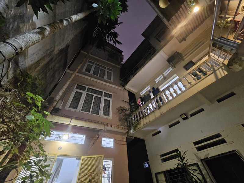 Bán nhà Chính Kinh (Thanh Xuân) 201m, 4 tầng, mt 3.4/14 m, giá 34 Tỷ