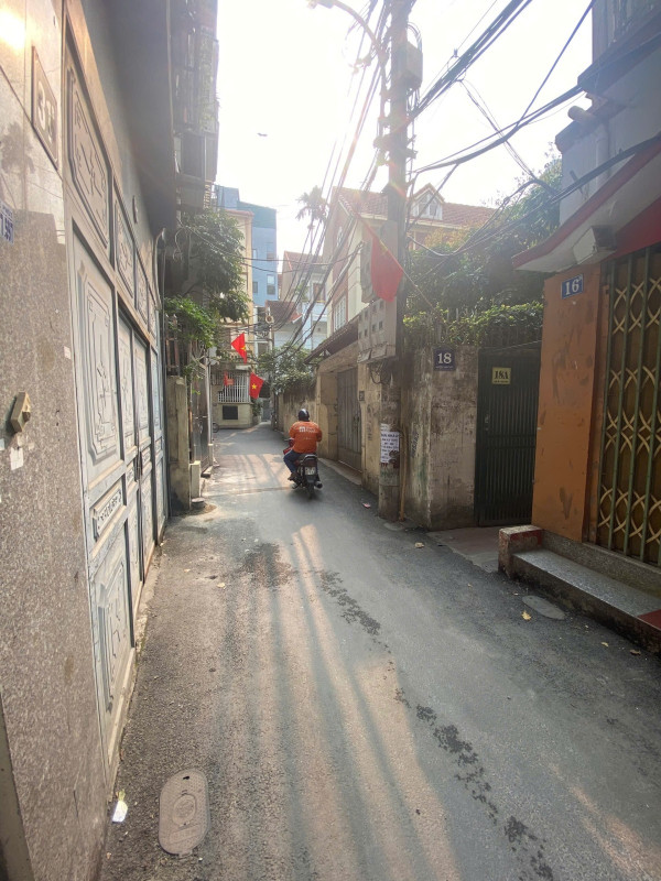 Bán nhà phố Cự Lộc, Thanh Xuân, nhà dân xây, ngõ rộng, gần phố