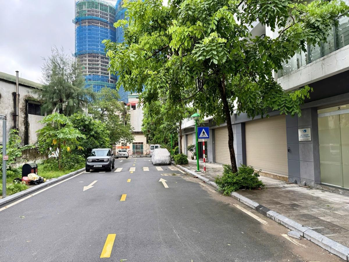Hot! Bán liền kề Định Công - mặt tiền 6m đường 20m - thang máy - hoàn thiện mới - 68m2 giá 26,8 tỷ