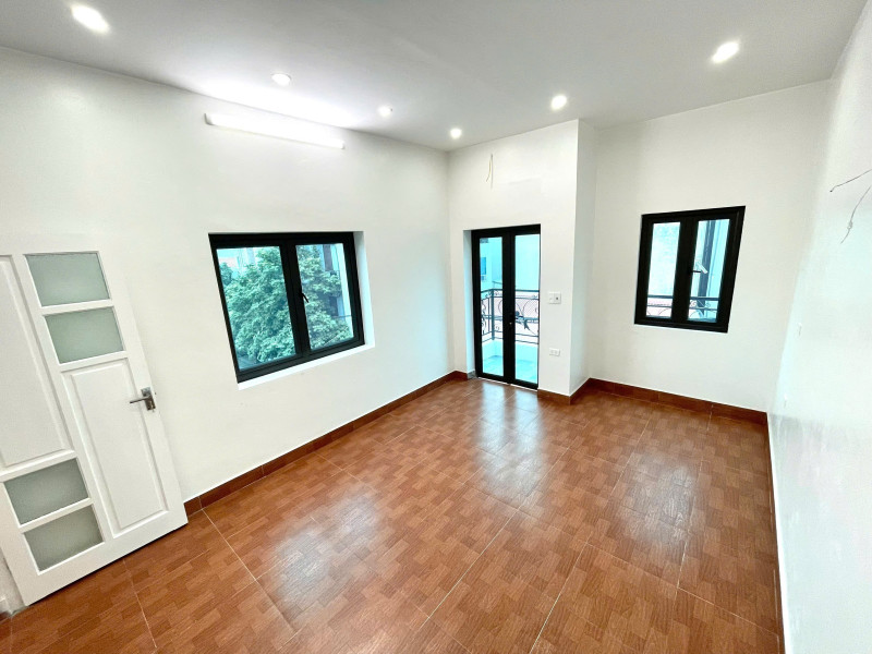 Bán nhà Phố Dược - Ỷ La (Hà Đông) 61m, 3 tầng, mt 5m, giá 13.6 tỷ
