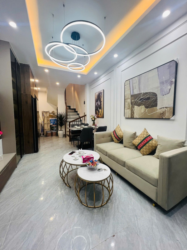 Bán nhà phố Hạ Đình, Thanh Xuân, nhà đẹp, ngõ nông, gần phố, gần hồ