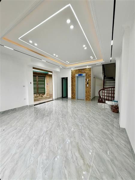 10.x tỷ | Cạnh Phố Huế vài bước chân ra mặt phố x tiện kinh doanh x an sinh đỉnh | 43m2 x 6 tầng x thang máy x xây mới chắc chắn