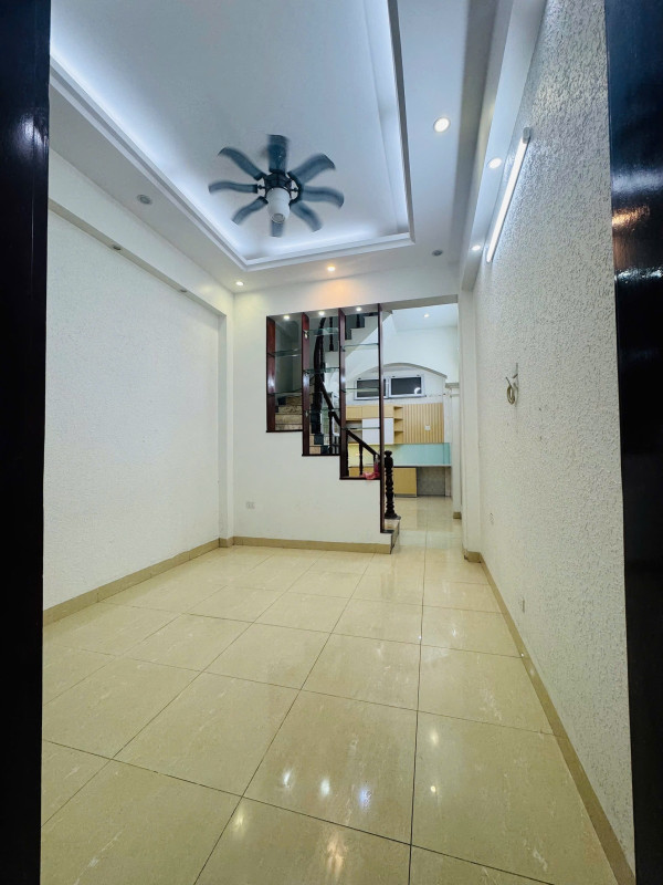 Bán gấp nhà phố Nhân Hòa, Thanh Xuân, nhà dân xây, ngõ nông rộng, cực gần ô tô
