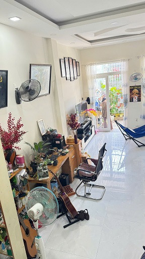 Chính chủ cần bán nhà đường  Phùng Hưng, Phường Phước Long , Nha Trang