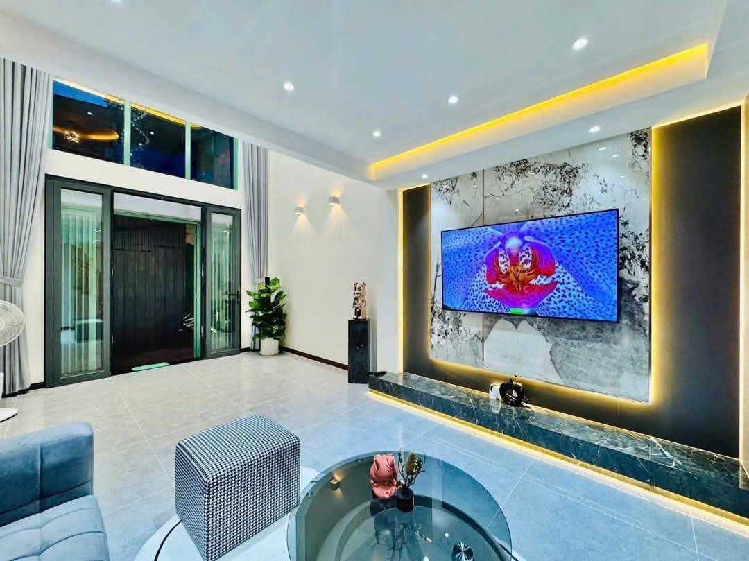 --Bán nhà HXH Phổ Quang, phường 2, quận Tân Bình (5,3*10) 3 tầng, 8 tỷ