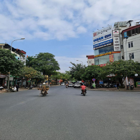 🏢 Chuyển nhượng căn góc 3 mặt tiền kinh doanh đỉnh tại Trâu Quỳ, Gia Lâm, Hà Nội!  111.1🏢