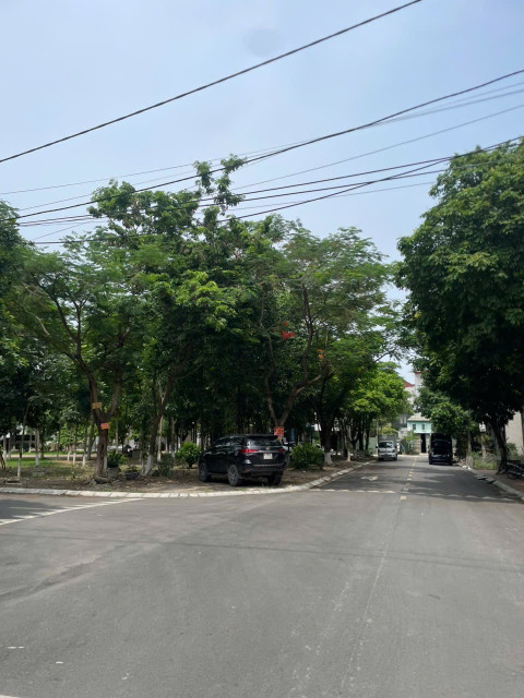 Bán 81m đất. Đường phố thi sách. Nhìn vườn hoa. Khu hoà đình. Phường võ cường bắc ninh