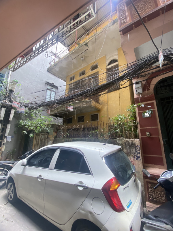 Bán nhà Tôn Đức Thắng (Đống Đa) 59m, 3 tầng, mt 5.2m, giá 12.2 tỷ