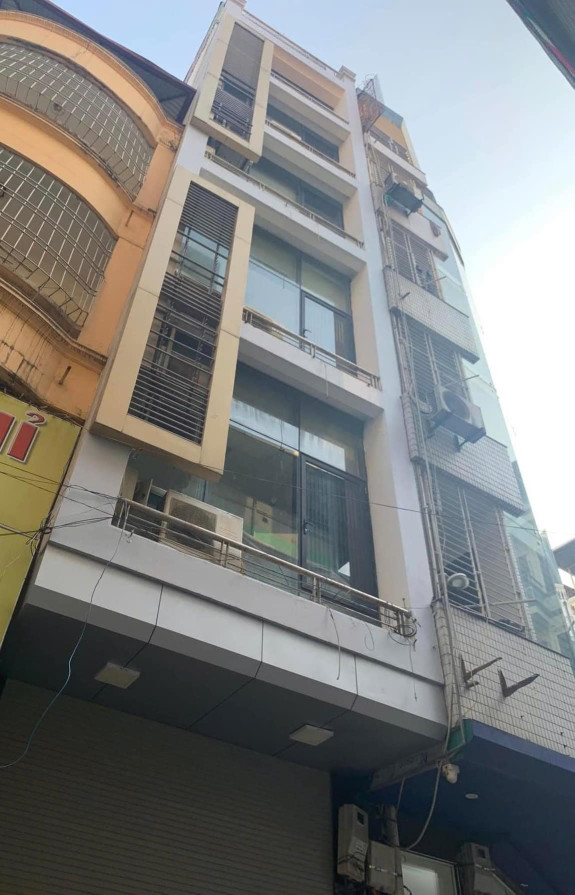 BÁN TÒA NHÀ 8 TẦNG MẶT NGÕ KINH DOANH - Ô TÔ TRÁNH - THANG MÁY - TRẦN QUANG DIỆU