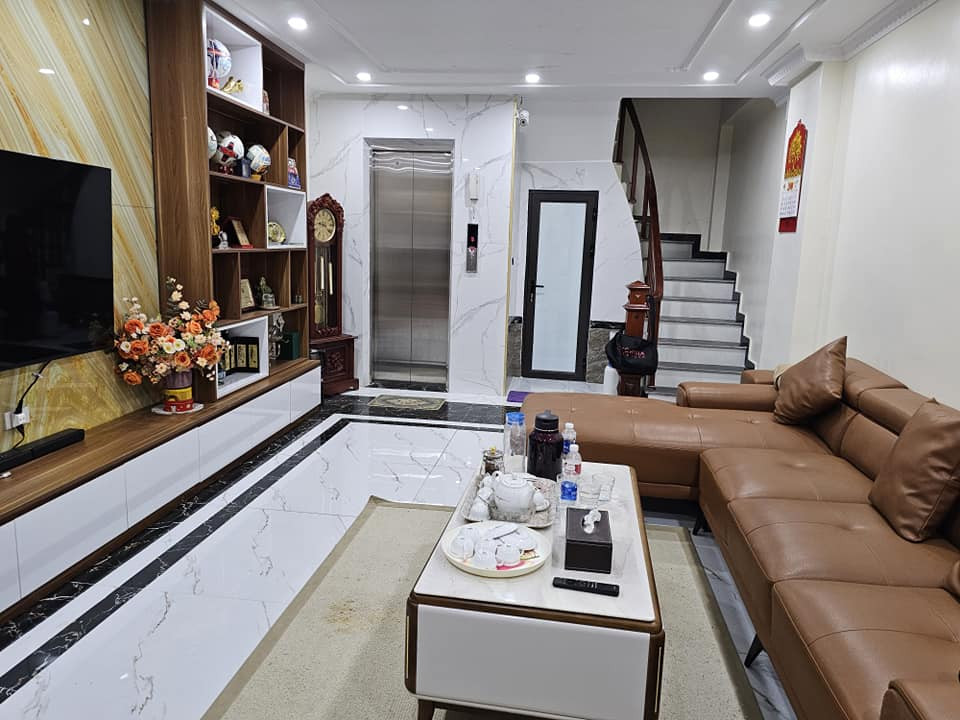 Phân lô Trần Quang Diệu, Đống Đa 33m2 x mt 3,6m ô tô tránh vỉa hè kinh doanh giá chỉ 12,5 tỷ
