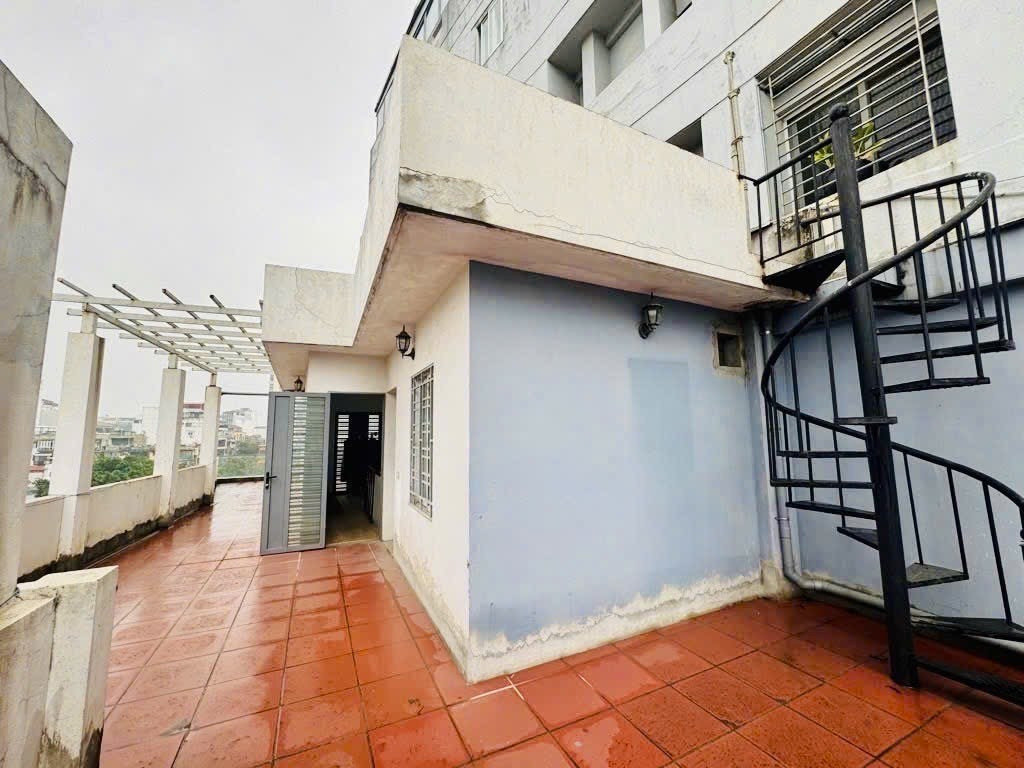 Bán nhà mặt phố Trấn Vũ (Ba Đình) 91/131m, 6 tầng, mt 10m, giá 75 tỷ