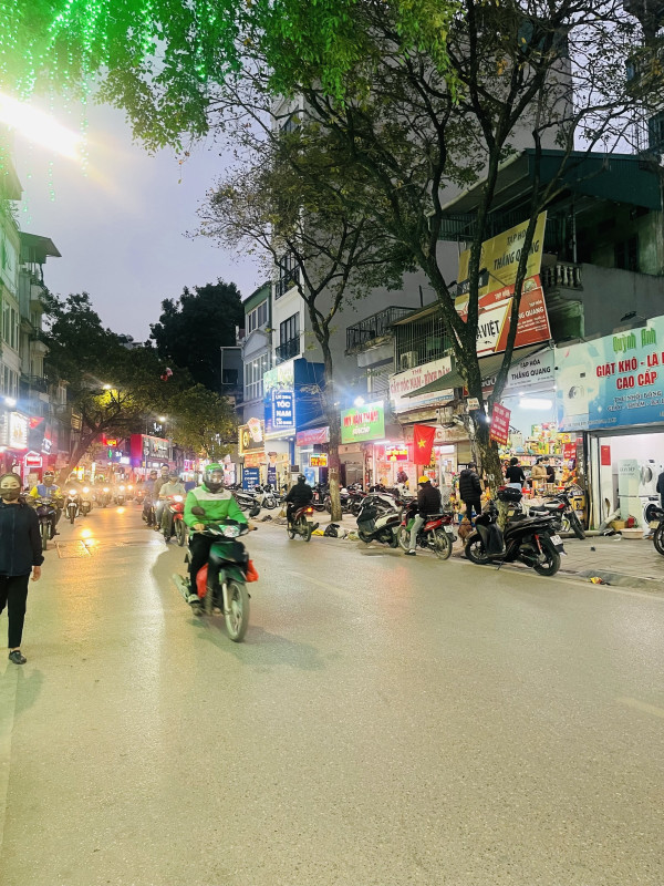 Bán nhà mặt phố Truơng Định (Hai Bà Trưng) 370m, Cấp 4, mt 8.5m, giá 115 tỷ