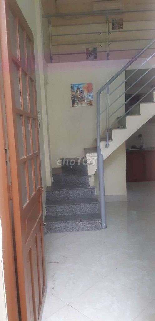 Cho thuê nhà cấp 4 riêng biệt có gác xép tại 176/38 Văn Hội, Bắc Từ Liêm
