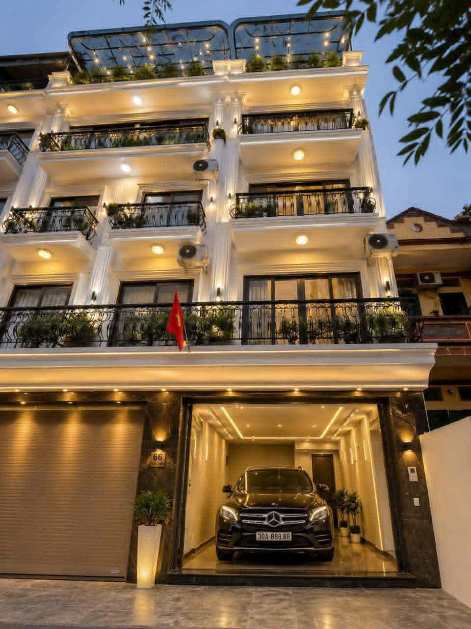 Phố Vọng, Hai Bà Trưng, 6 tầng thang máy, ô tô vào nhà, kinh doanh, 55m2, 20.5 tỷ