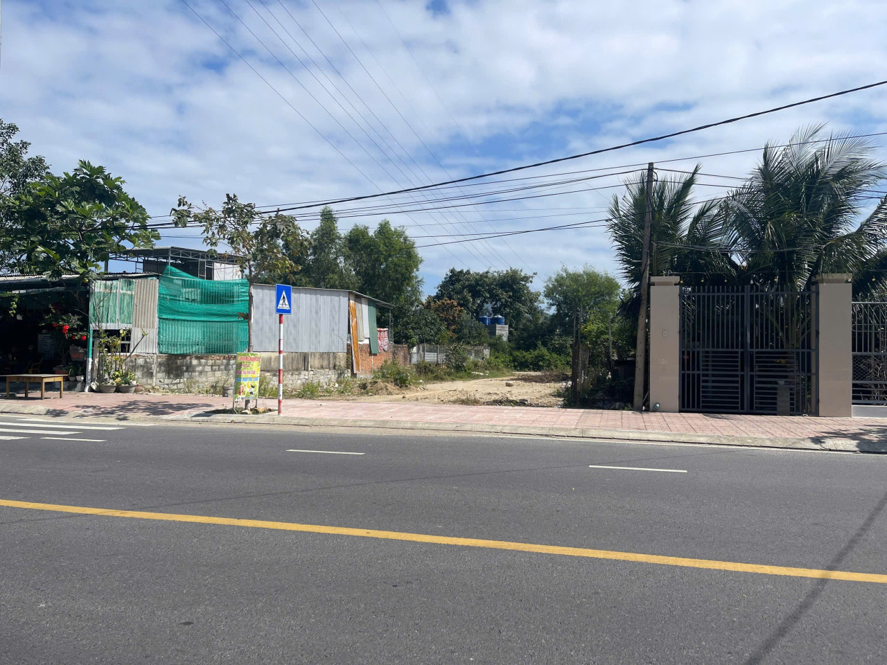 Bán đất mặt đường Phong Châu, Đất Lành, Nha Trang
