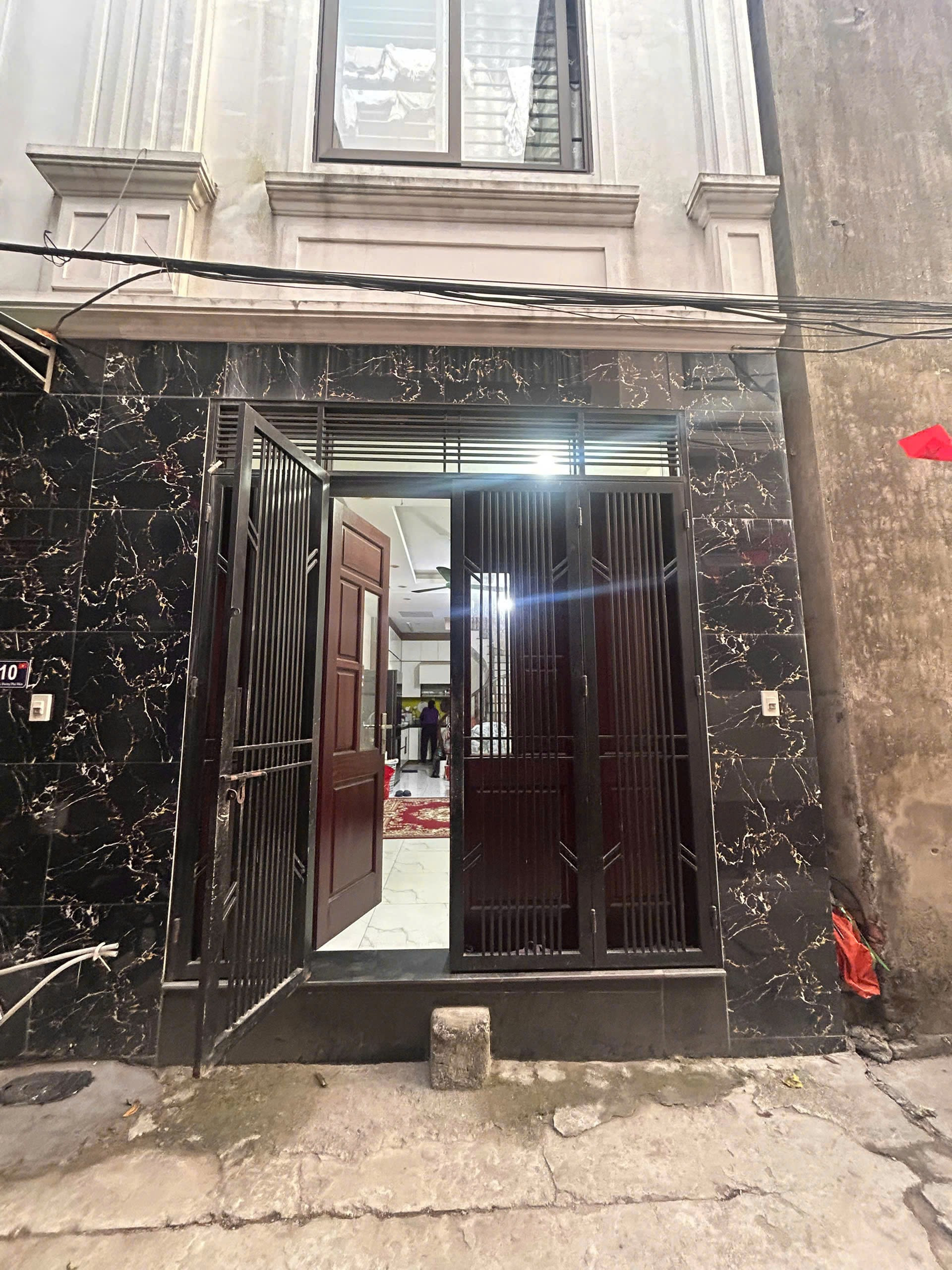 Cho Thuê Nhà 35M² 5 Tầng 4 Ngủ/ Giá Thuê 9tr/ Đường Phú Diễn - Bắc Từ Liêm