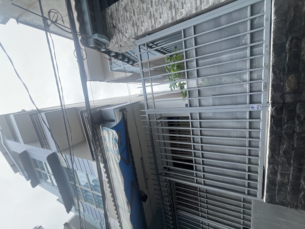 ( QUẬN 8) BÁN NHÀ PHÚ ĐỊNH DT 92M2 NGANG KHỦNG 5,4M2. HẺM 3M  - GẦN MẶT TIỀN GIÁ 6,2 TỶ .