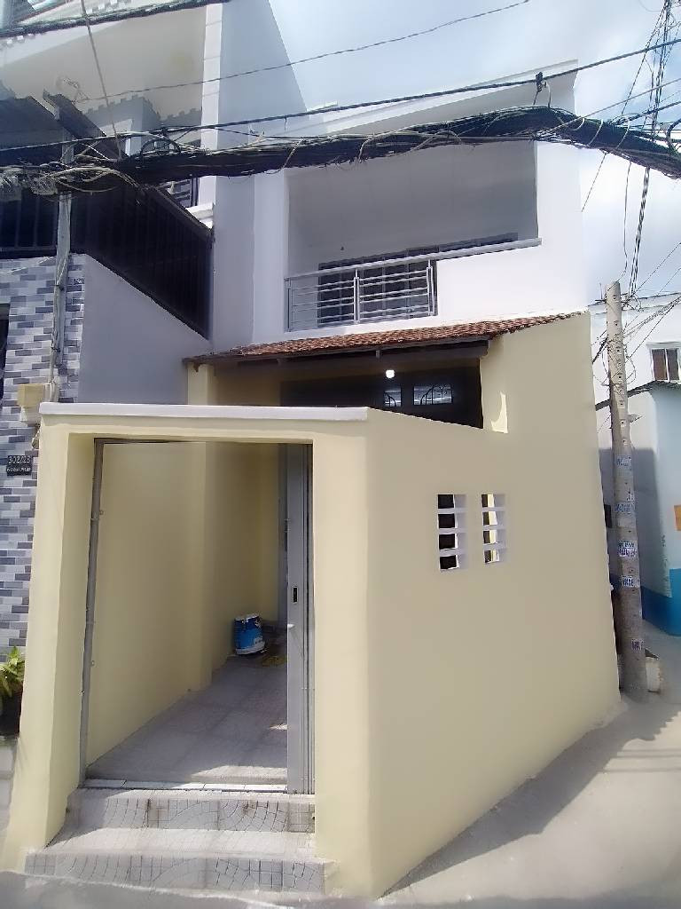 (QUẬN 8 ) PHÚ ĐỊNH. DT 66M2. GIÁ 4,9 TỶ. SẴN DÒNG TIỀN CHO THUÊ.1 TRỤC RA KÊNH LÒ GỐM.