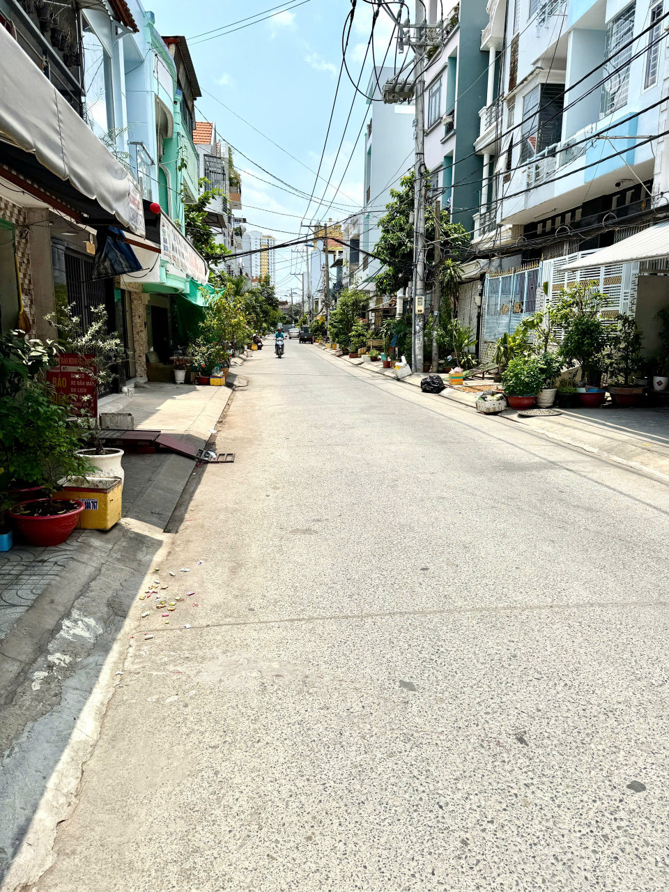 Bán nhà Quận 8 (HXH 8m - đường Phú Định); 4x11m; 1 lầu; 2PN; an ninh, không ngập nước; sổ hồng; 4,89 tỷ