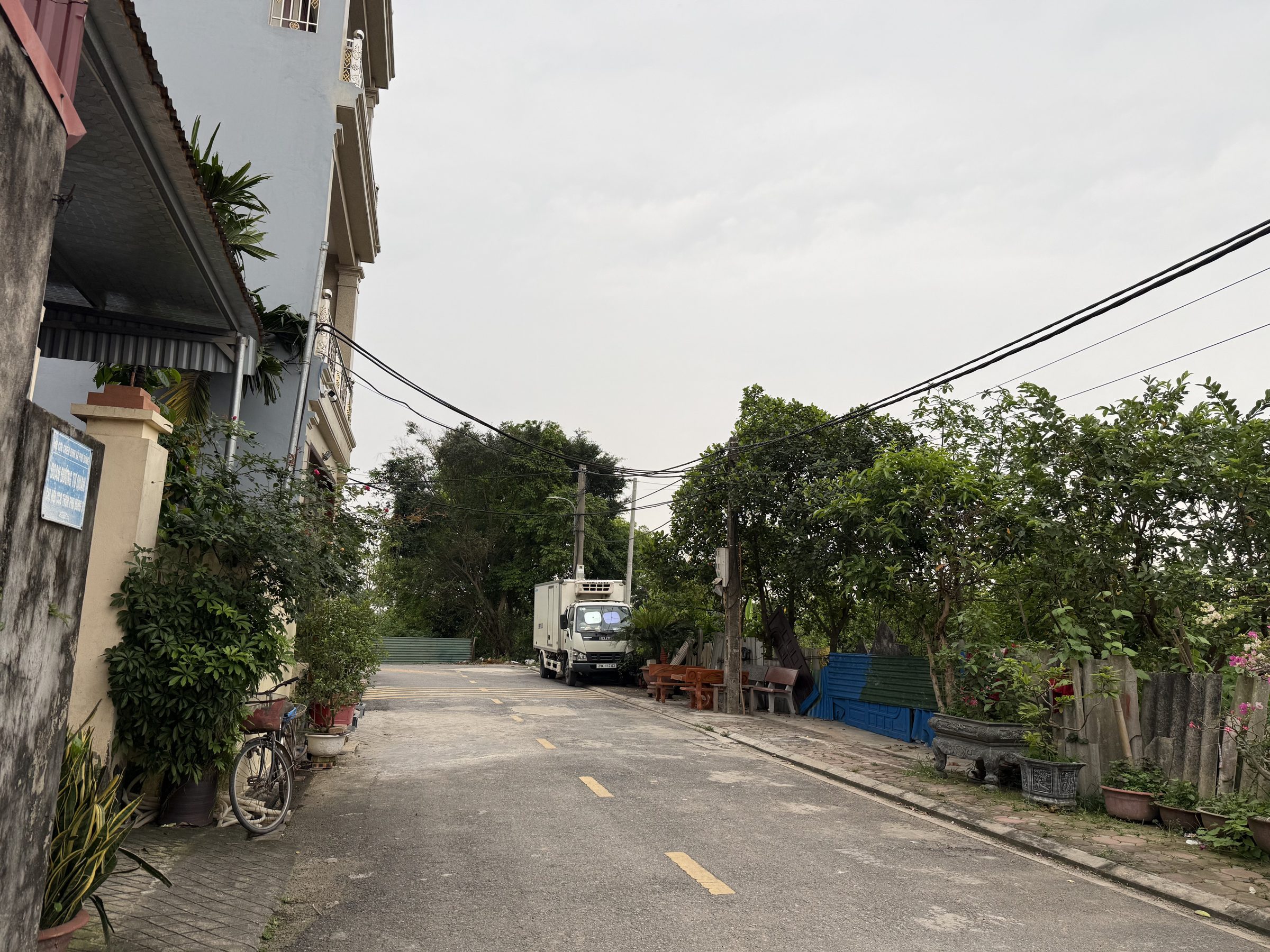 Bán đất 74.7m² full thổ cư ngang 4.5m giá 6 tỷ tại Đường Phù Đổng Xã Phù Đổng
