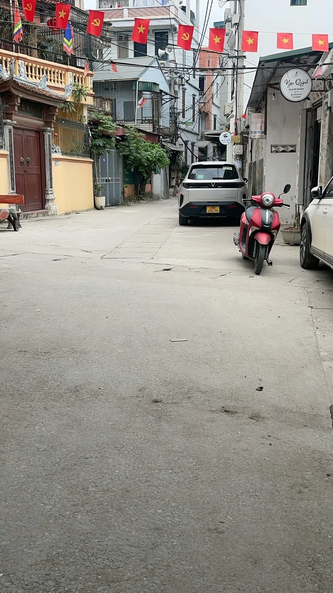 60M đất mặt ngõ ô tô tránh kinh doanh, ở Kiều Mai, cách mặt phố 20M kinh doanh sầm uất, Giá bán 10.9 tỷ ( có thương lượng)