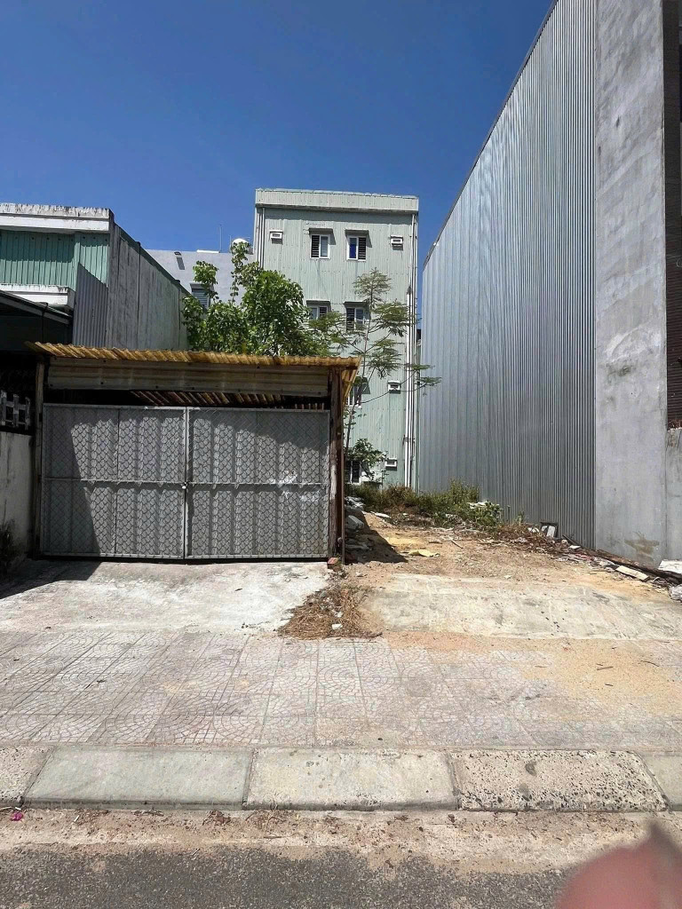 Bán đất 8x18m Đường Phú Lộc 19, Gần Biển