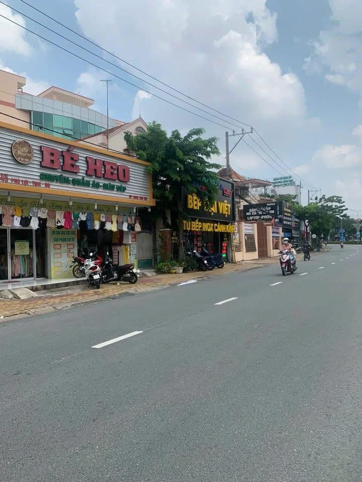 ĐẤT MT PHÚ LỢI : 6,64 X 28 NỞ HẬU 7,6M. THỔ CƯ 100%. 0815422197