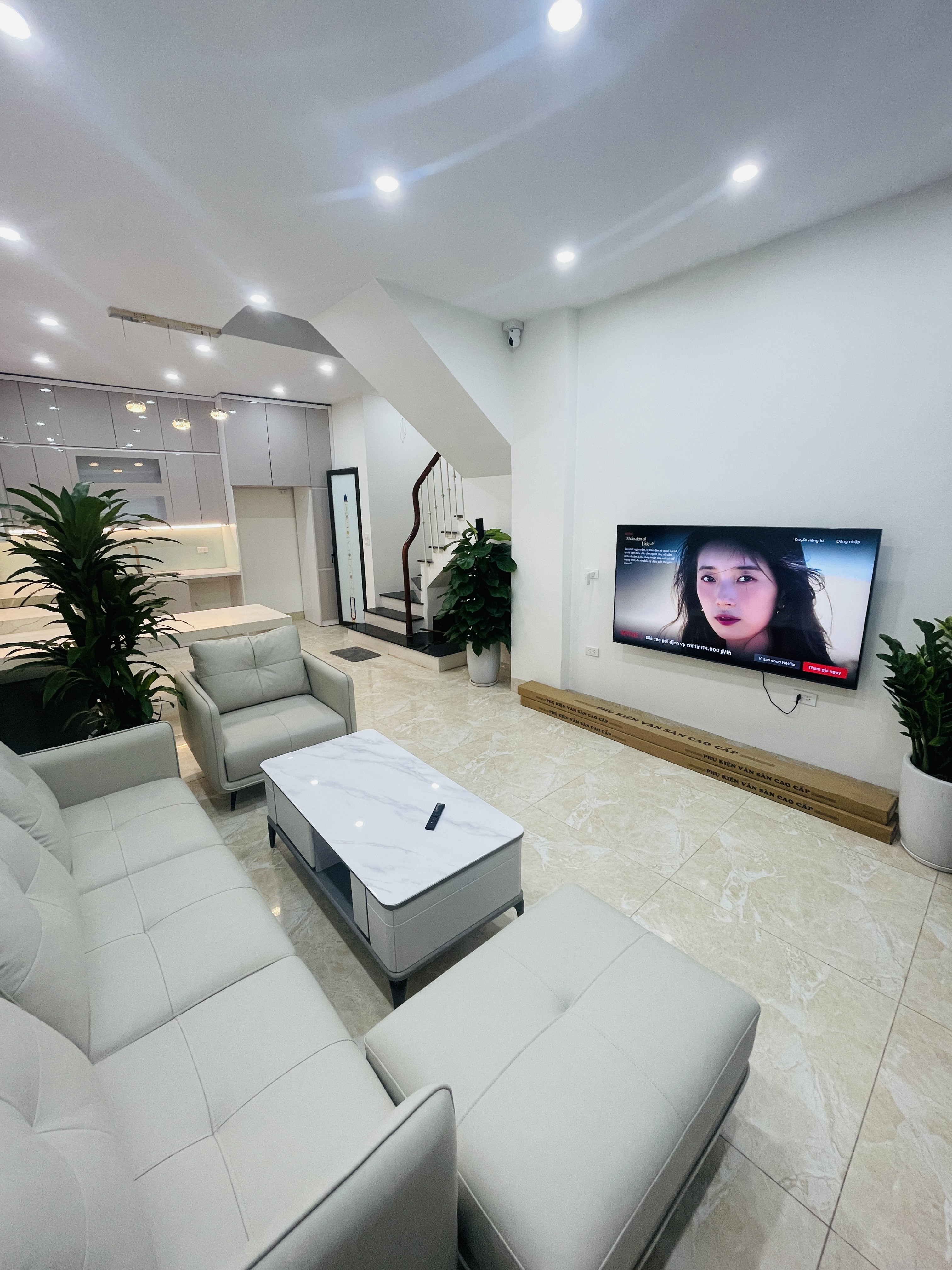 TRUNG TÂM MỸ ĐÌNH – NHÀ ĐẸP Ở NGAY – SỔ ĐỎ NỞ HẬU - TIỆN ÍCH NGẬP TRÀN