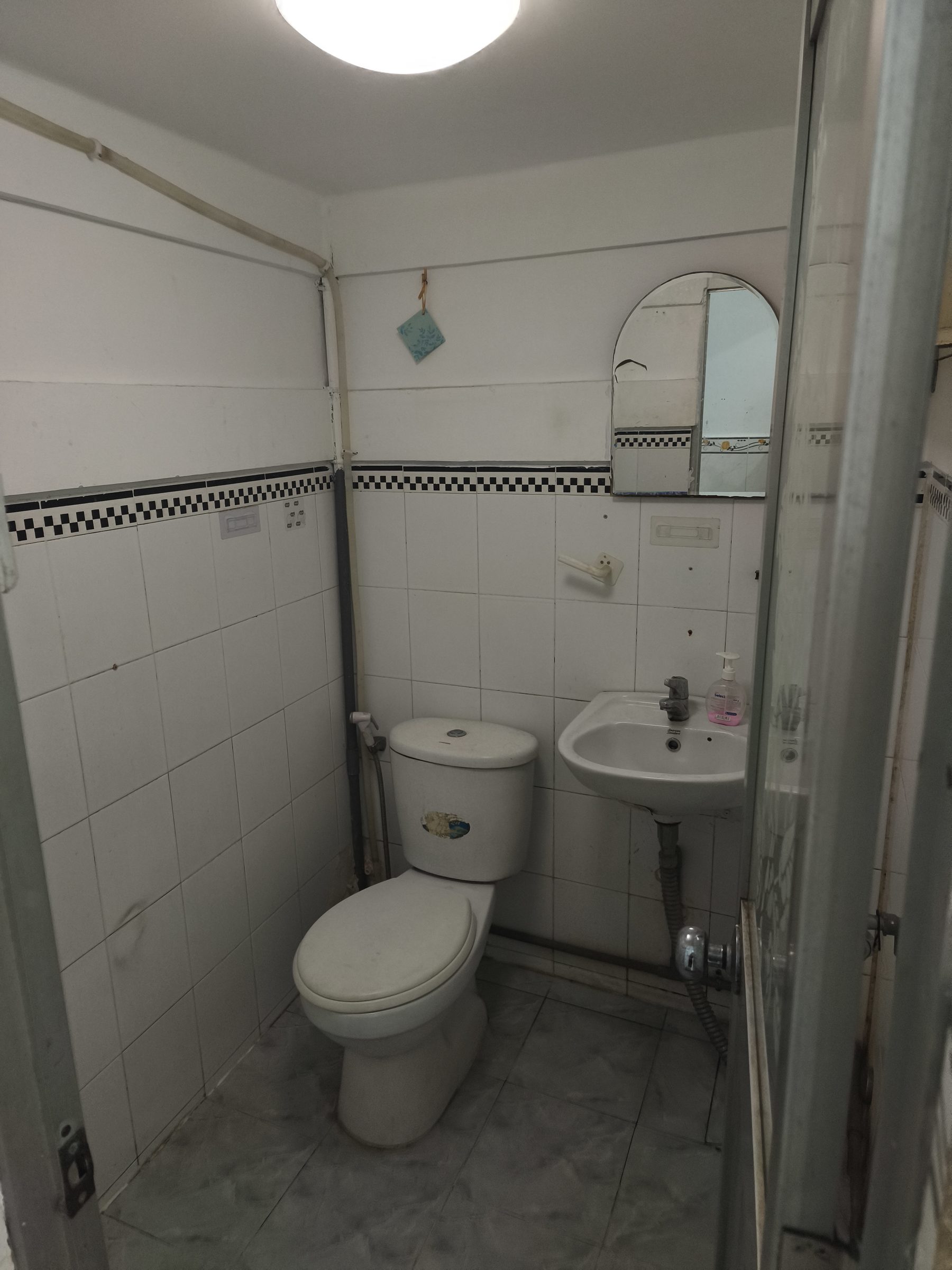 Bán nhà đường Huỳnh Tấn phát quận 7.hcm