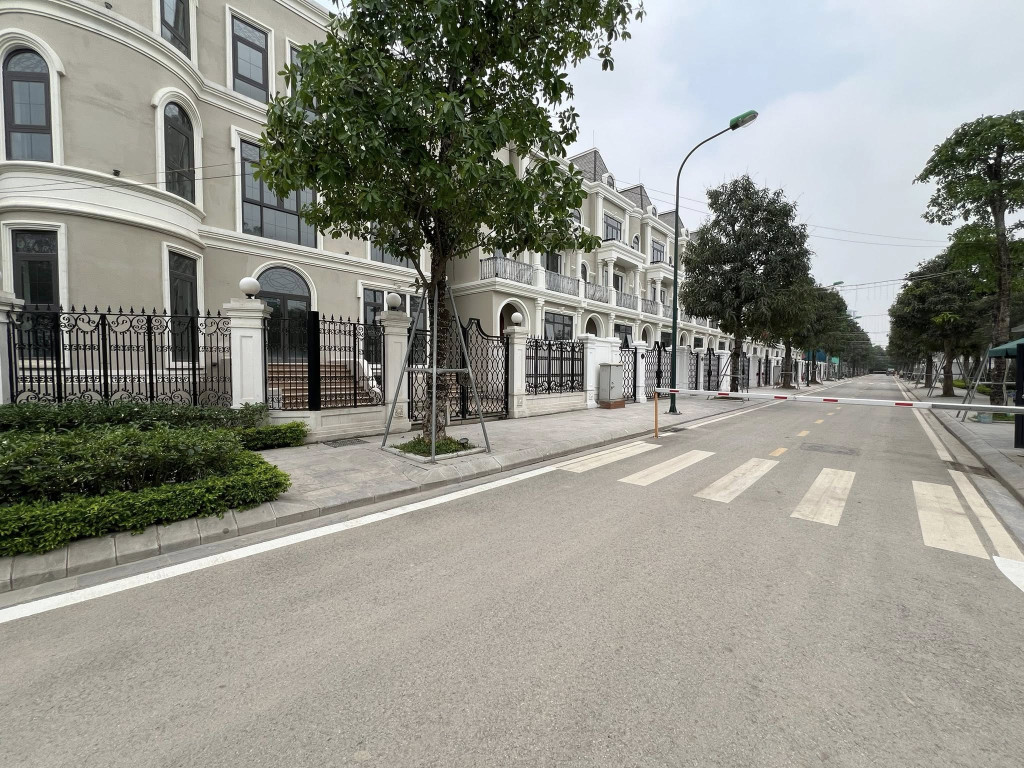 BÁN BIỆT THỰ CIPUTRA VÕ CHÍ CÔNG – 150M² – 5 TẦNG – MẶT TIỀN 7M – GIÁ 61.5 TỶ 📍