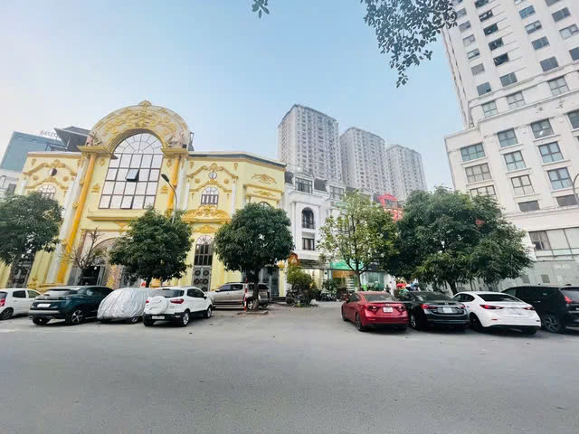 Bán nhà phân lô, ô tô tránh, vỉa hè 2m KĐT Xa La,DT: 85m x5 tầng, MT: 5m Chào giá: 20,2tỷ