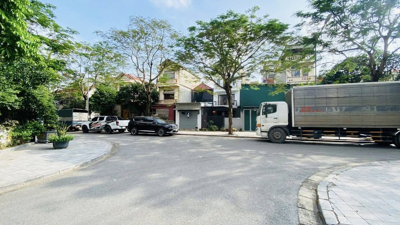 NÓNG: Biệt thự An Phú Shop Villa lô góc, 208m MT 27m, 66 tỷ (có Tl) nội thất VIP ở đẳng cấp-kinh doanh bất chấp. (Nói KHÔNG với tin ảo)