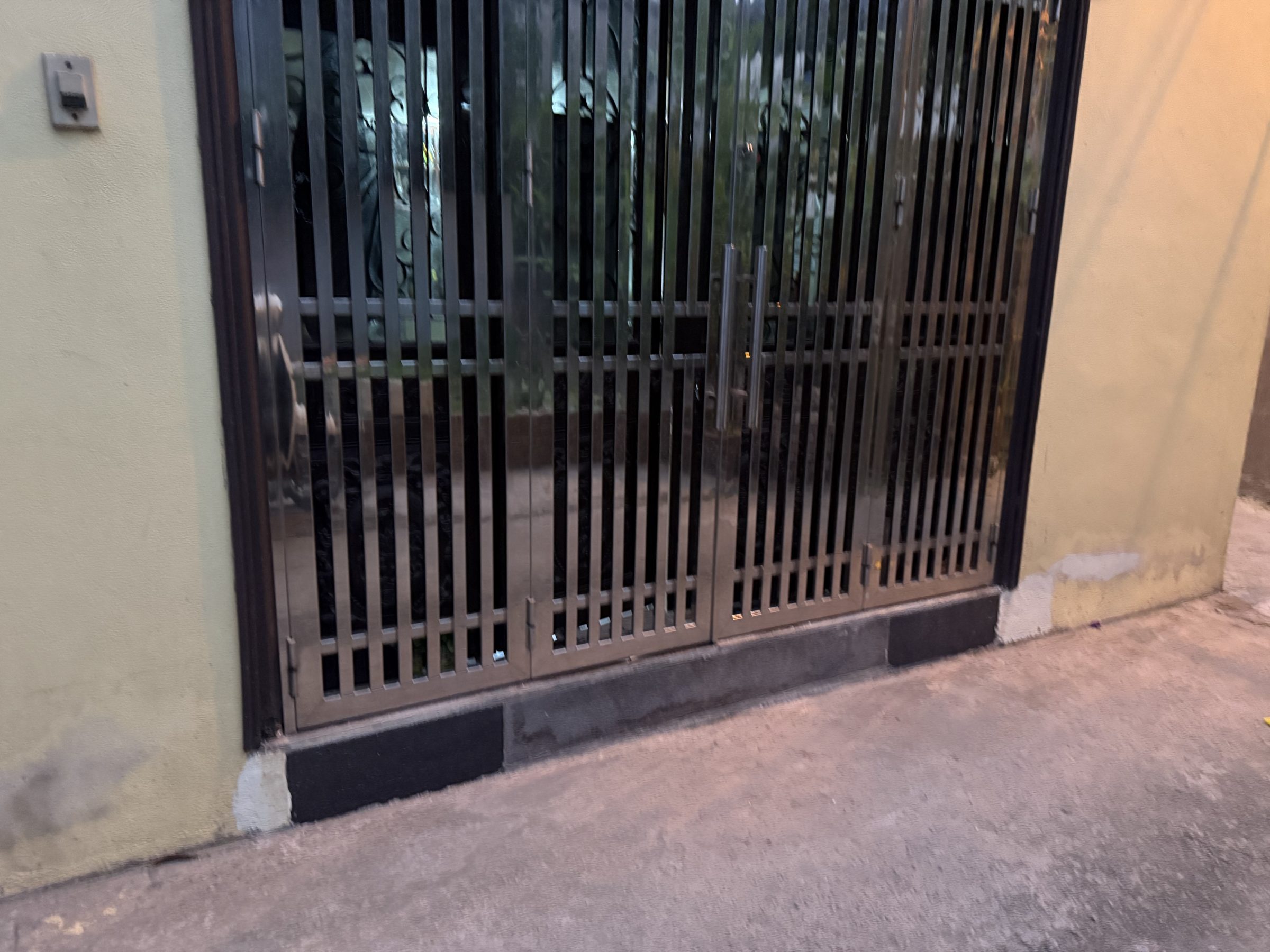 Bán nhà 30.4m² có sẵn 30m² thổ cư ngang 5.5m giá 6.98 tỷ tại Đường Phúc Lợi Phường Phúc Lợi
