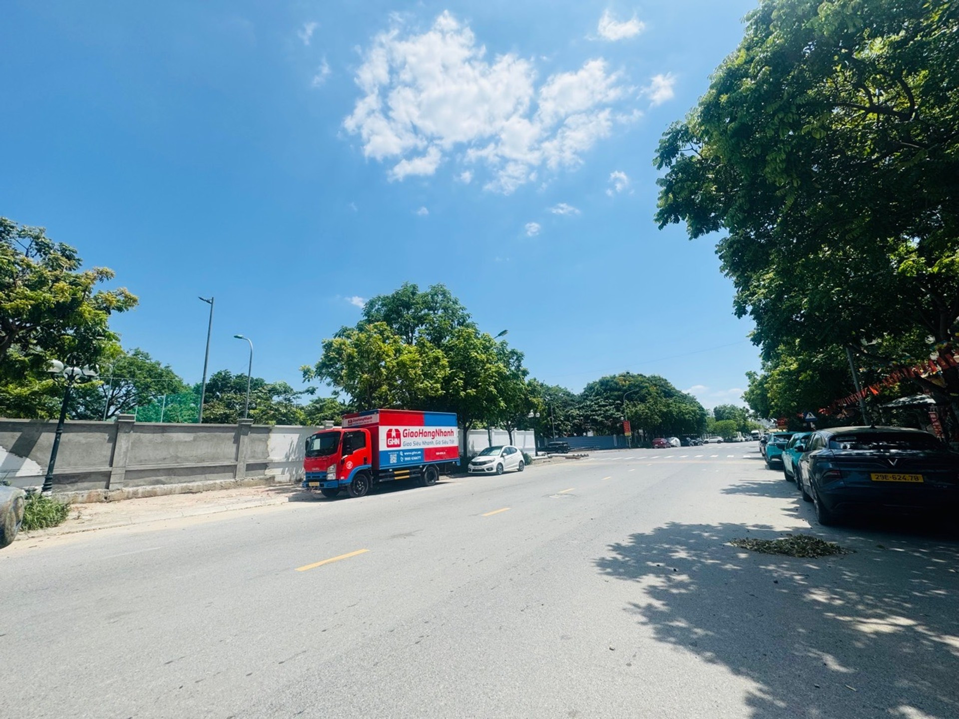 Bán nhà 52m² có sẵn 36m² thổ cư ngang 6m giá 6.6 tỷ tại Đường Phúc Lợi Phường Phúc Lợi